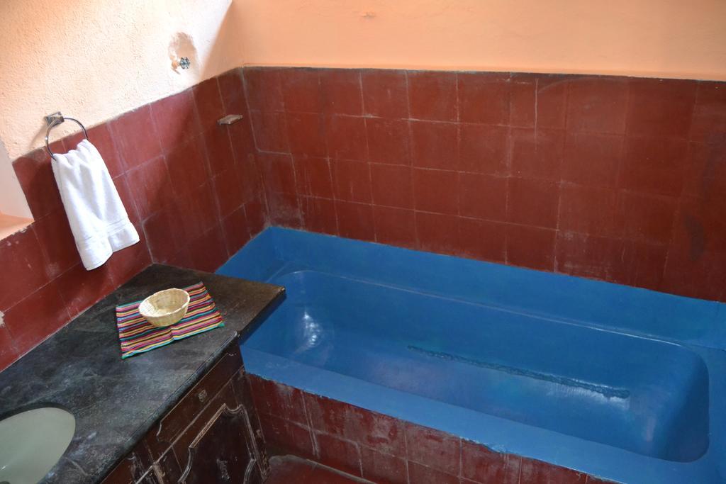 Hostal Morenos Antigua Extérieur photo