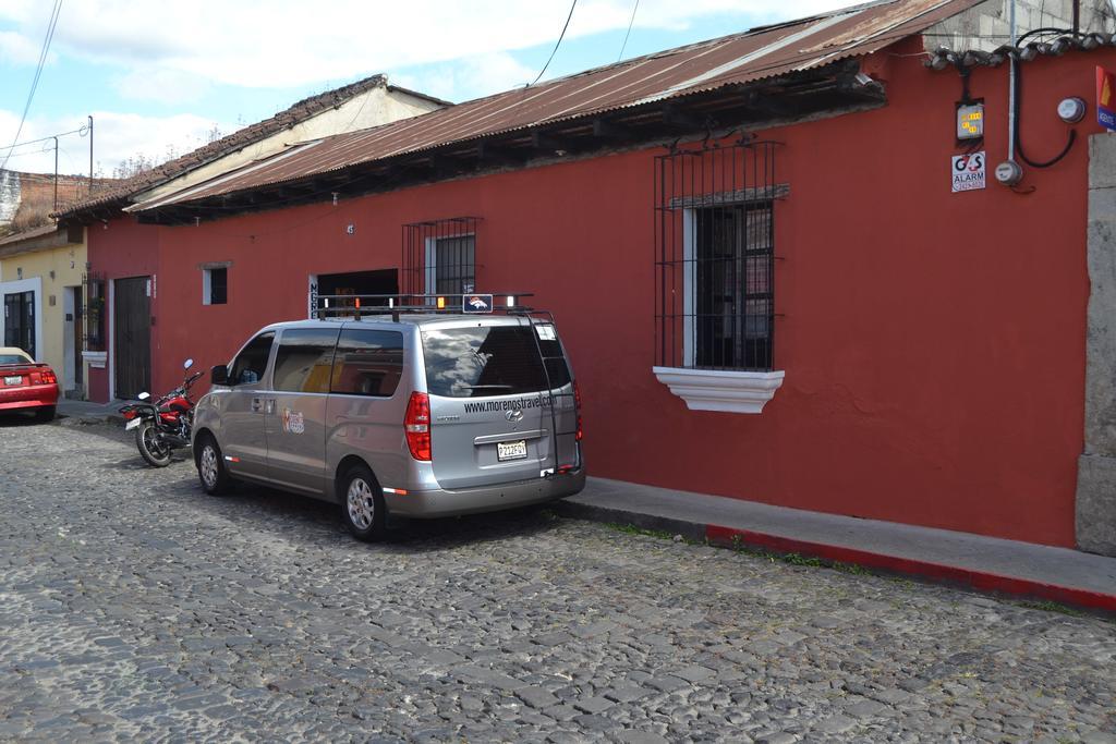 Hostal Morenos Antigua Extérieur photo