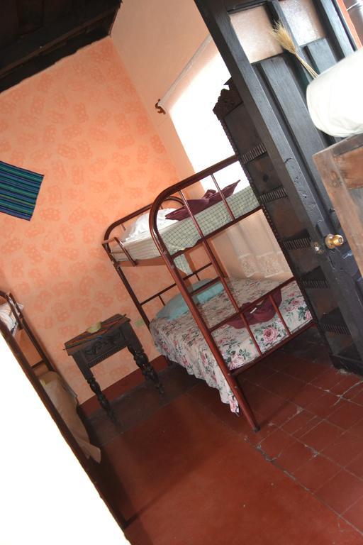 Hostal Morenos Antigua Extérieur photo