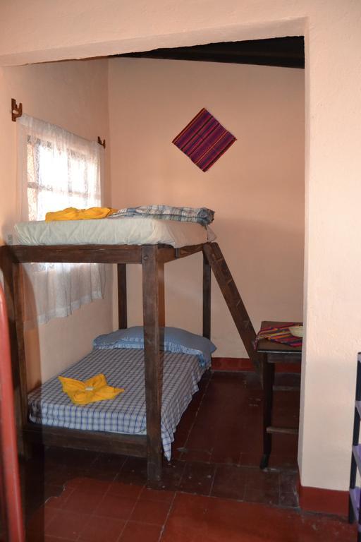 Hostal Morenos Antigua Extérieur photo